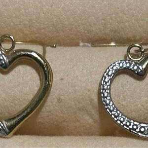 14k gold heart earrings.